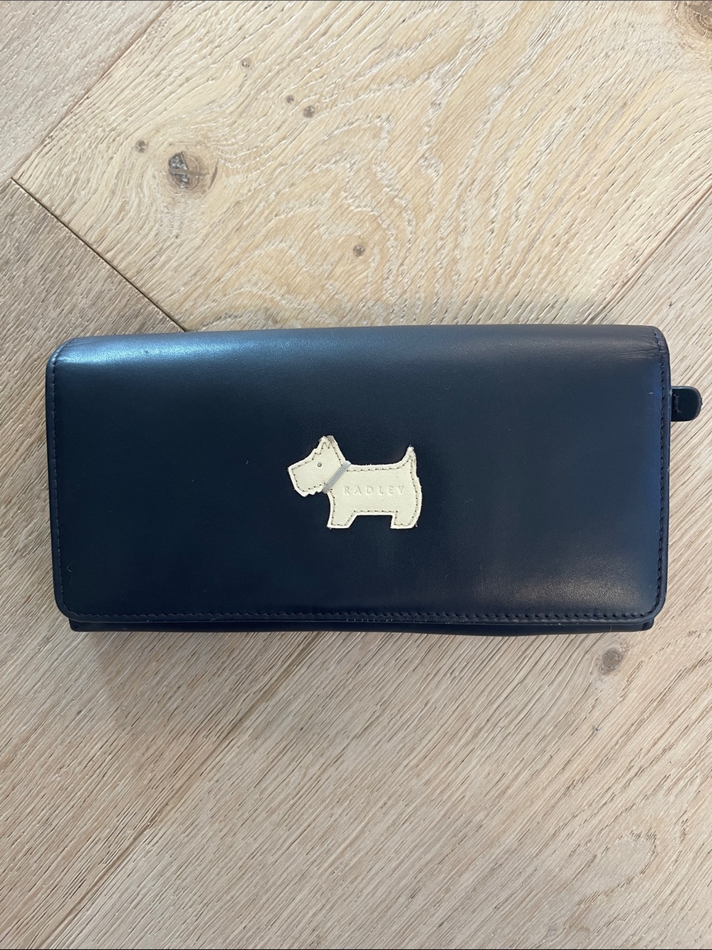 RADLEY LONDON Navy Leather Wallet with Cream Scottie Accent